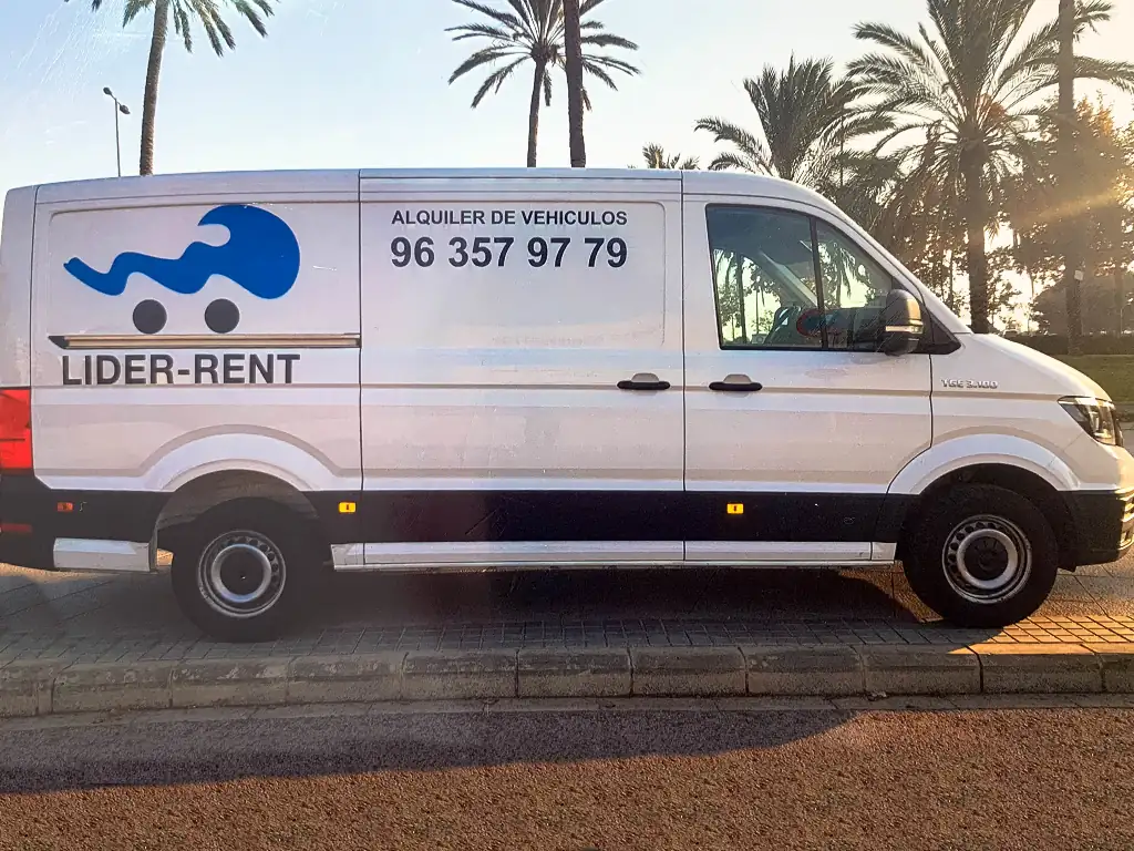 MAN TGE de alquiler en Valencia de Líder-Rent